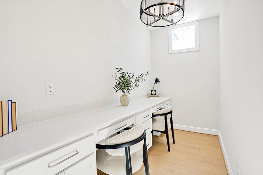 Charleston Harbor, Pocket Office