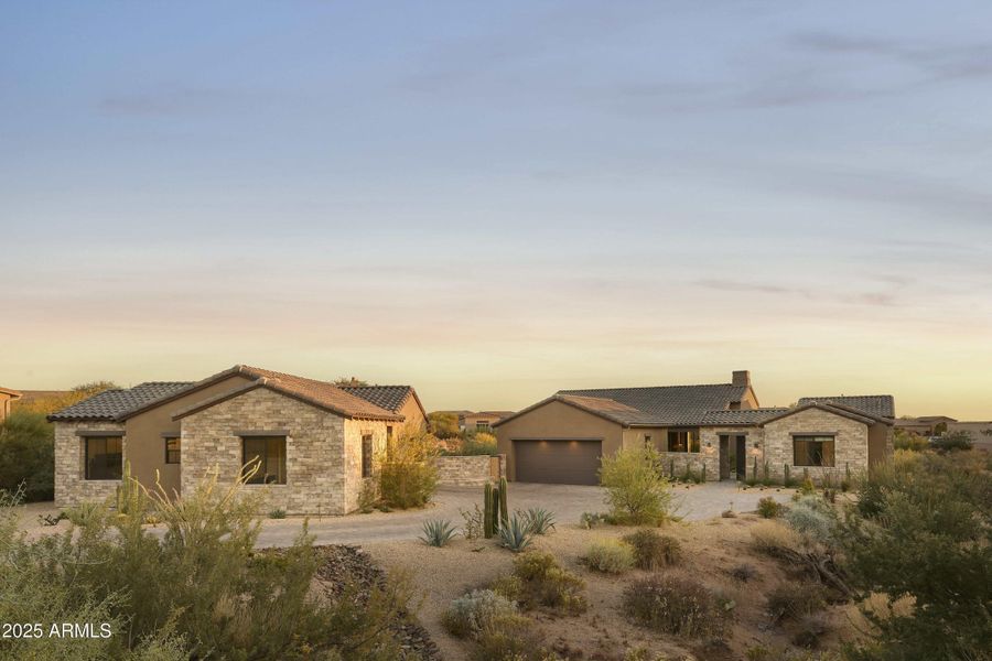 frontexteriorsunset2-min