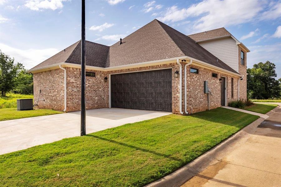 Spacious 2 car garage