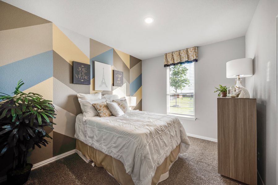 Furnished interior view inside a new home in Oak Valley, Terrell (Image 51).