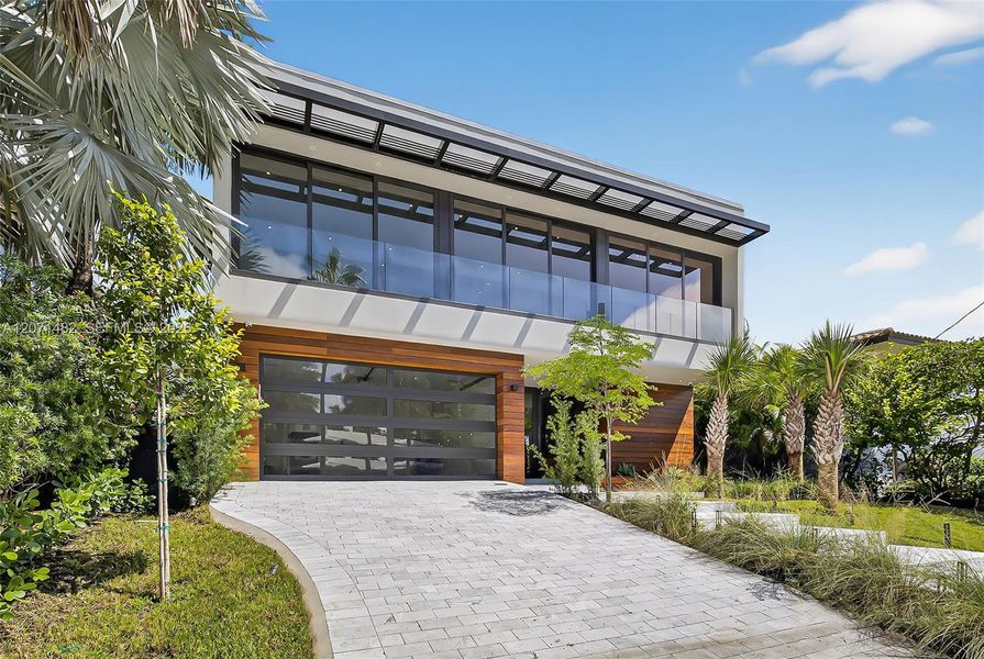 Image 75 of a home in .