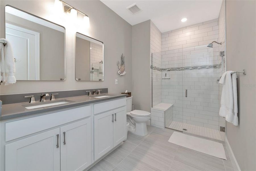 Furnished interior view inside a new home in , Englewood (Image 42).