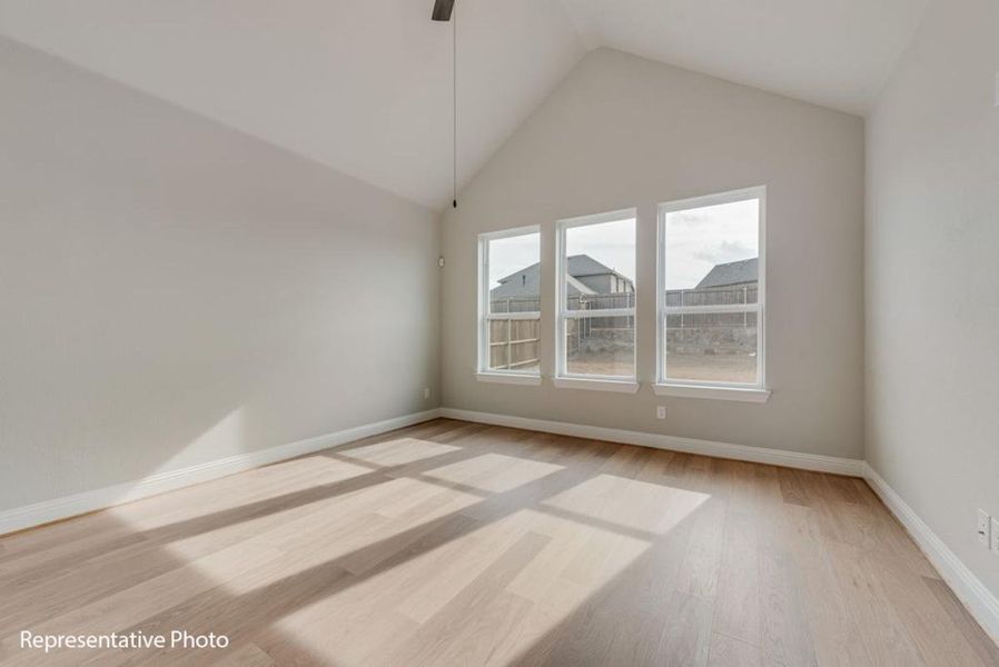 Representative unfurnished interior of a home built from the Grand Falls by Grand Homes in Dominion of Pleasant Valley, Wylie (Image 16).