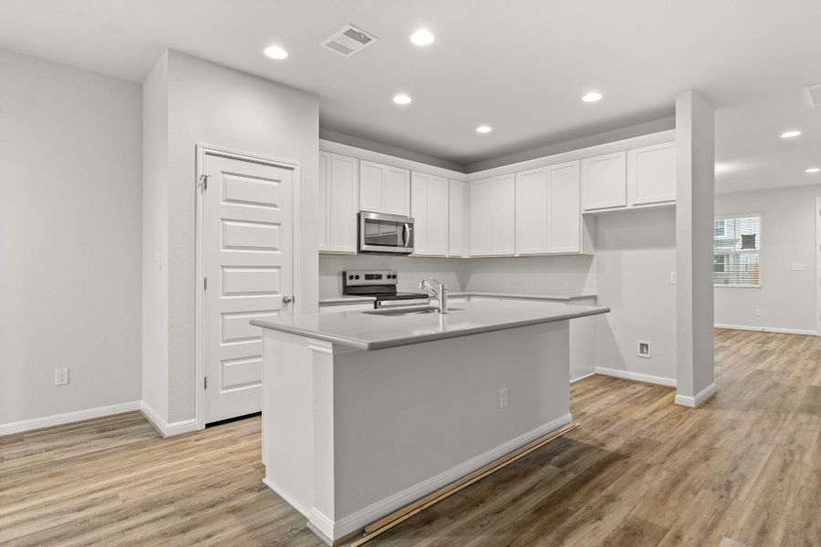 Large Center Island in Kitchen - Representative Photo