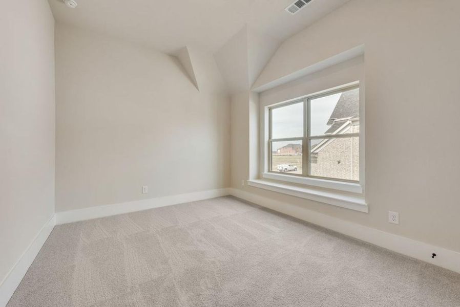 Spacious, unfurnished interior of a new home in Park Place, Prosper (Image 38). Spacious, unfurnished interior of a new home in Park Place, Prosper (Image 38).