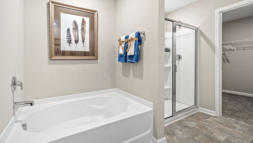 Furnished interior view inside a new home in Hunters Ridge, Woodruff (Image 25).