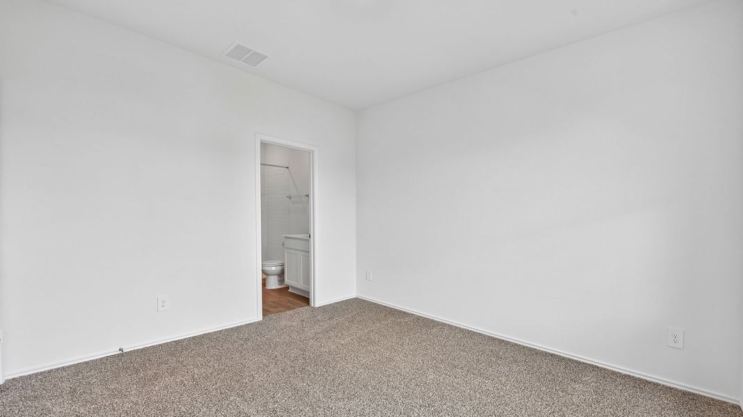 Spacious, unfurnished interior of a new home in Wayside, Uhland (Image 30).