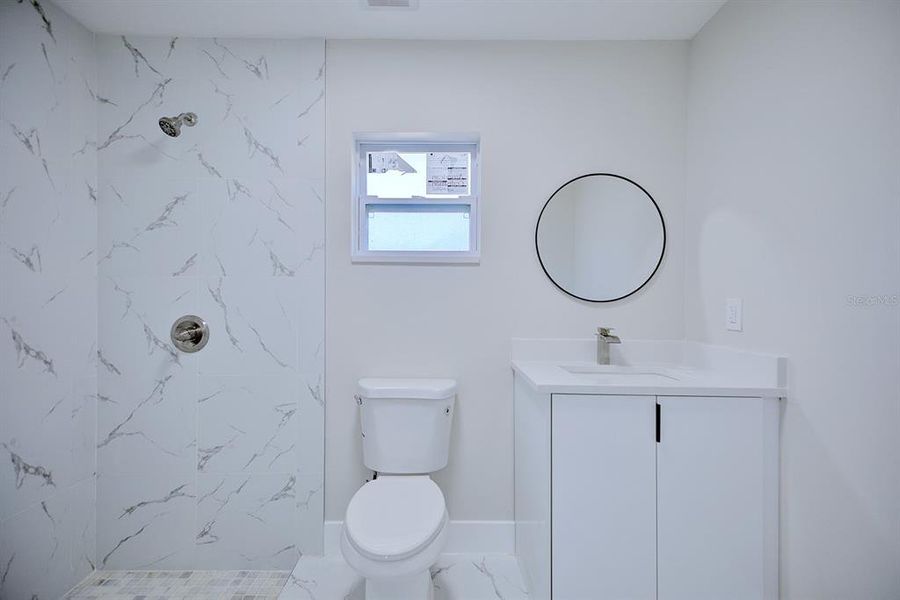 Furnished interior view inside a new home in , Avon Park (Image 16).