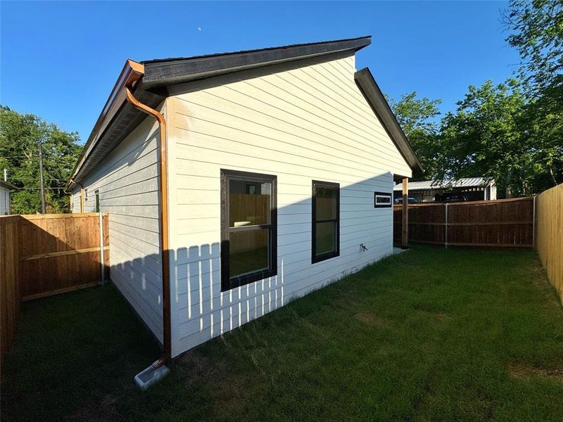 Exterior details and patio area of a home in , Greenville (Image 2).