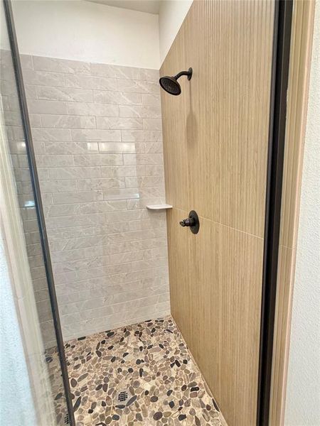 Close-up of interior finishes inside a home in , Weatherford (Image 9).