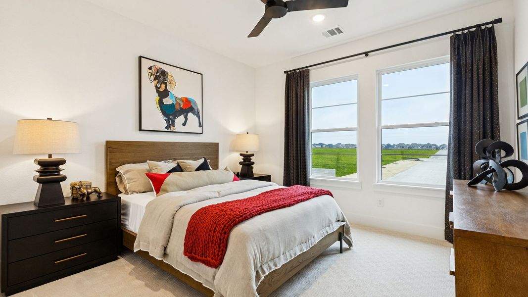 Furnished interior view inside a new home in Windsong Ranch 71' Series, Prosper (Image 25). Furnished interior view inside a new home in Windsong Ranch 71' Series, Prosper (Image 25).