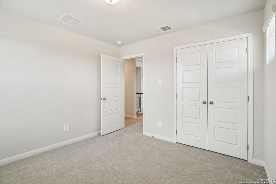 Spacious, unfurnished interior of a new home in Royal Crest, San Antonio (Image 43). Spacious, unfurnished interior of a new home in Royal Crest, San Antonio (Image 43).