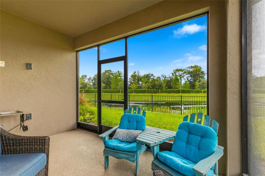 Exterior details and patio area of a home in , Poinciana (Image 3).