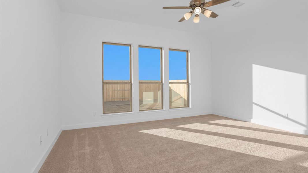 Spacious, unfurnished interior of a new home in Elyson, Katy (Image 21).