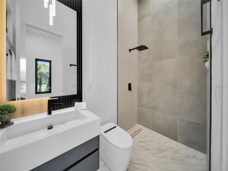 Furnished interior view inside a new home in , Clermont (Image 16).