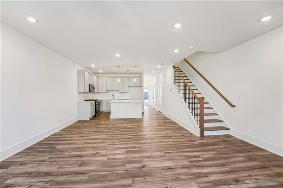 Spacious, unfurnished interior of a new home in Park Vue, Atlanta (Image 20). Spacious, unfurnished interior of a new home in Park Vue, Atlanta (Image 20).