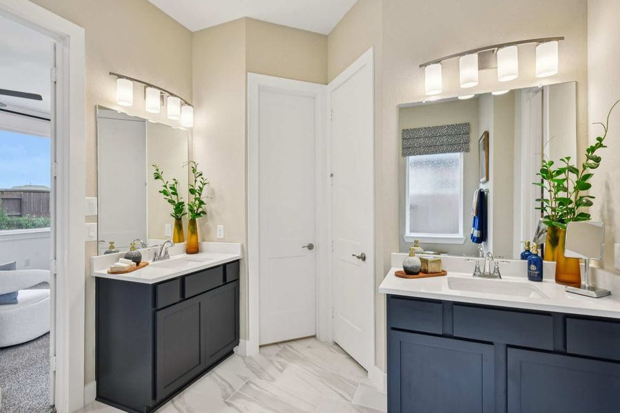 Furnished interior view inside a new home in Wood Leaf Reserve, Tomball (Image 47).