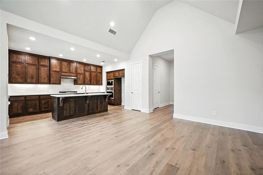 Furnished interior view inside a new home in Heritage Ranch: 50ft. lots, Sherman (Image 8). Furnished interior view inside a new home in Heritage Ranch: 50ft. lots, Sherman (Image 8).
