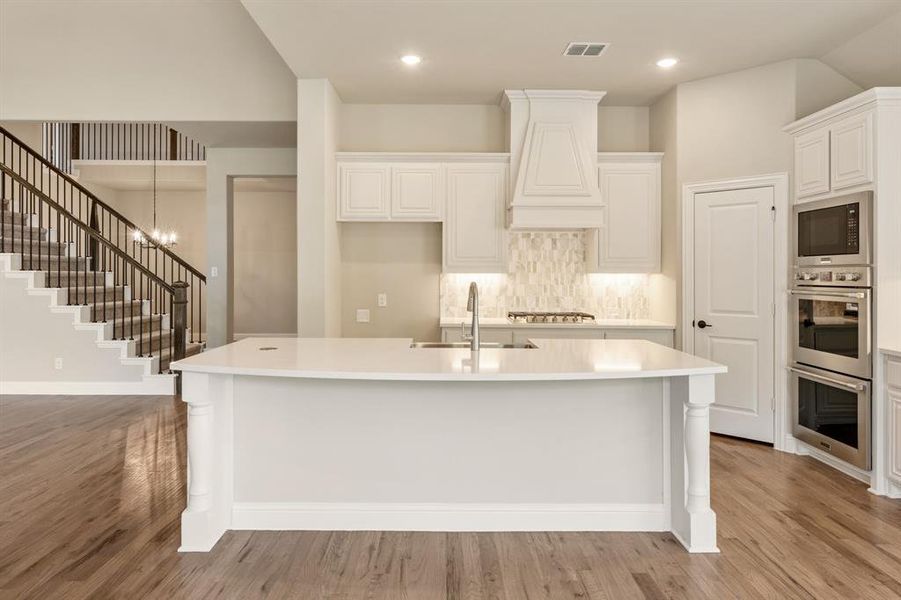 Furnished interior view inside a new home in Triple Diamond Ranch, Mansfield (Image 6). Furnished interior view inside a new home in Triple Diamond Ranch, Mansfield (Image 6).