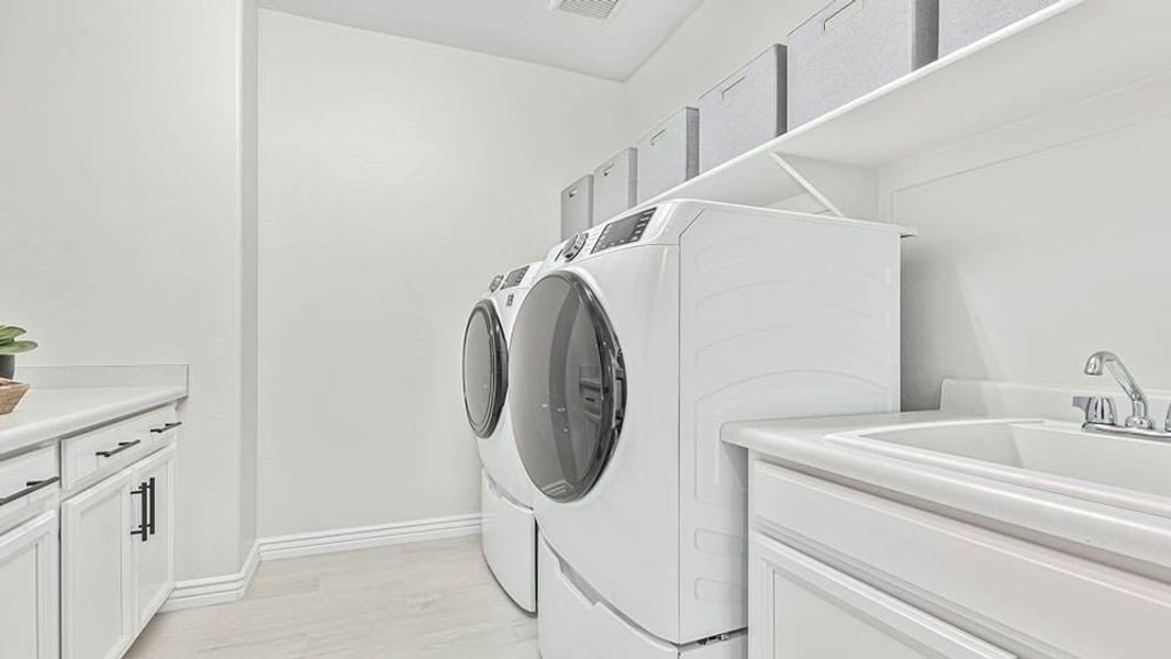 Image 29 representing the Hudson by Taylor Morrison in Stonehaven, Glendale, AZ.