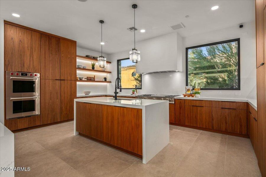 054-Kitchen 054-Kitchen