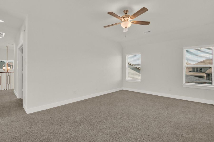 Spacious, unfurnished interior of a new home in , Katy (Image 28).