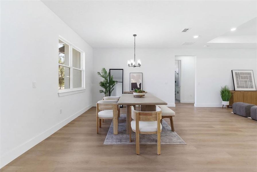 Furnished interior view inside a new home in , Orlando (Image 9).