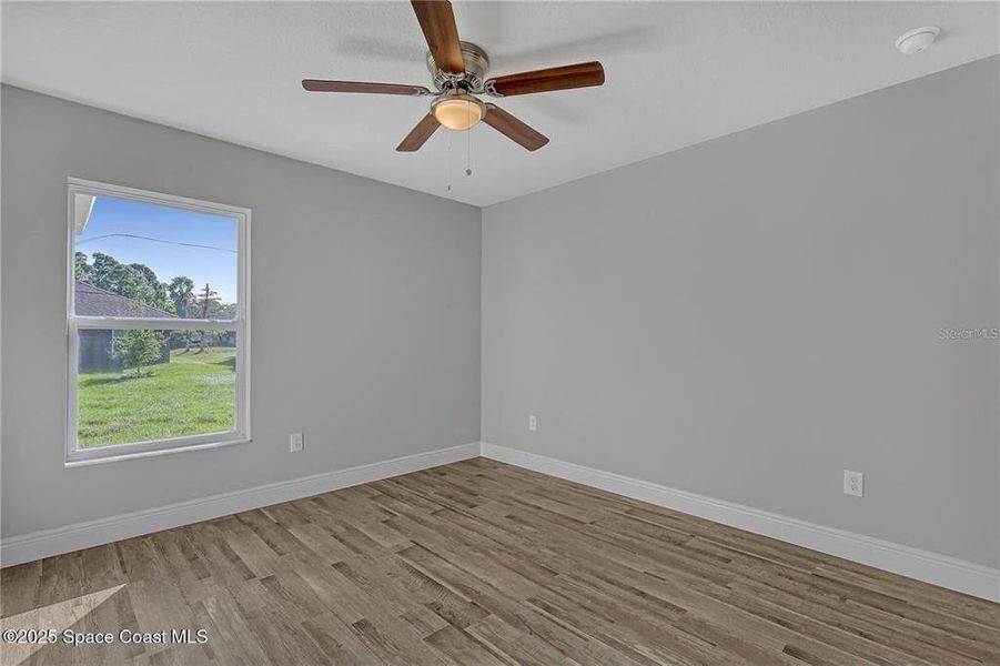Spacious, unfurnished interior of a new home in , Punta Gorda (Image 11).