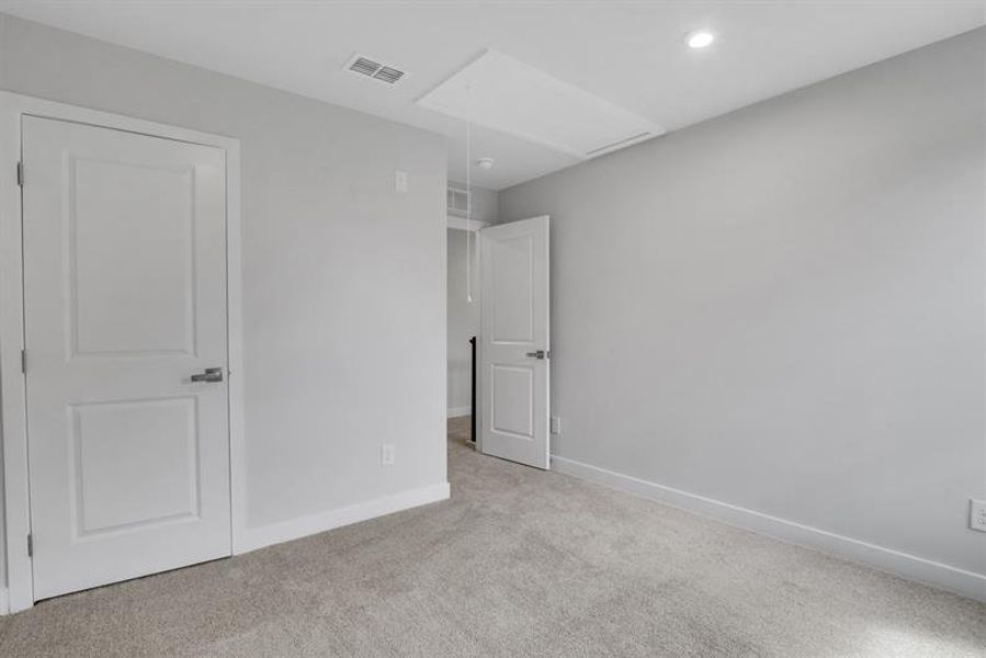 Spacious, unfurnished interior of a new home in Southern Hills, McDonough (Image 33). Spacious, unfurnished interior of a new home in Southern Hills, McDonough (Image 33).
