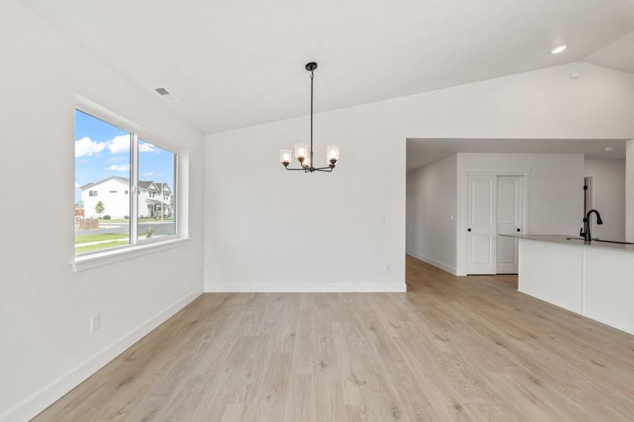 Spacious, unfurnished interior of a new home in Willowbrook, Madras (Image 21). Spacious, unfurnished interior of a new home in Willowbrook, Madras (Image 21).