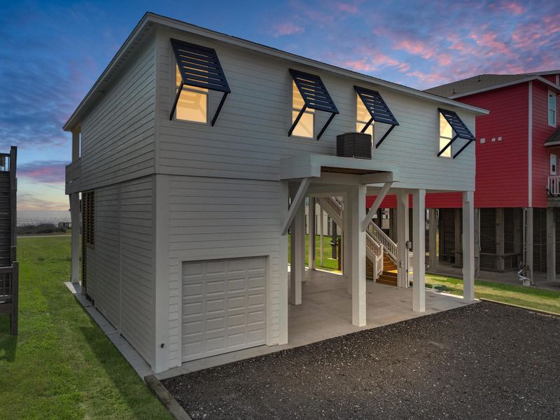 Exterior details and patio area of a home in , Bolivar Peninsula (Image 18).
