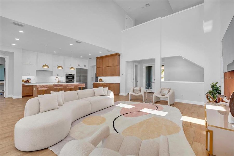 Furnished interior view inside a new home in , St. Petersburg (Image 44).