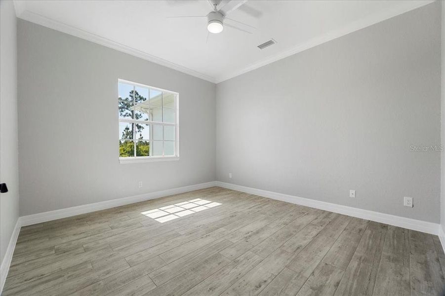 Spacious, unfurnished interior of a new home in , Port Charlotte (Image 29).