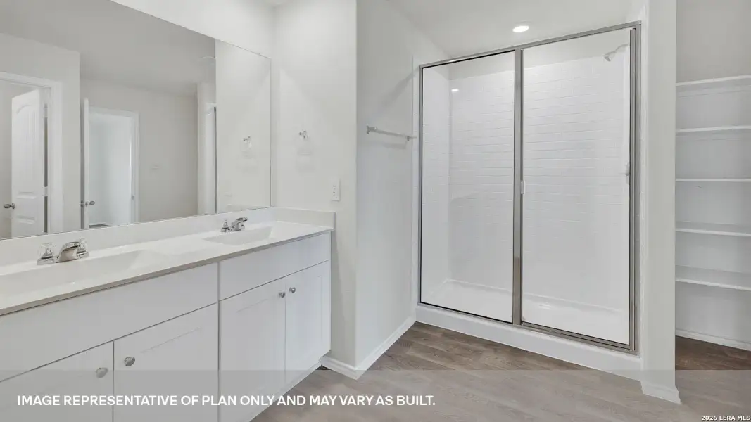 Furnished interior view inside a new home in , Seguin (Image 10).