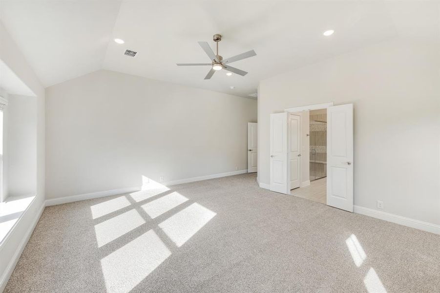 Spacious, unfurnished interior of a new home in The Enclave at Parks of Aledo, Aledo (Image 33).