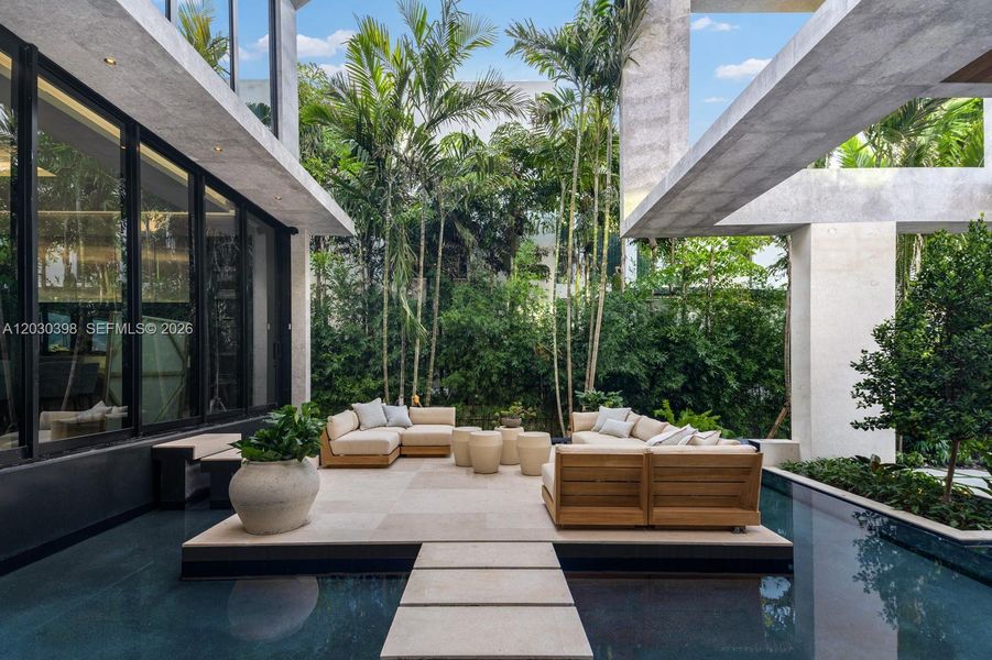 Exterior details and patio area of a home in , Miami Beach (Image 4).