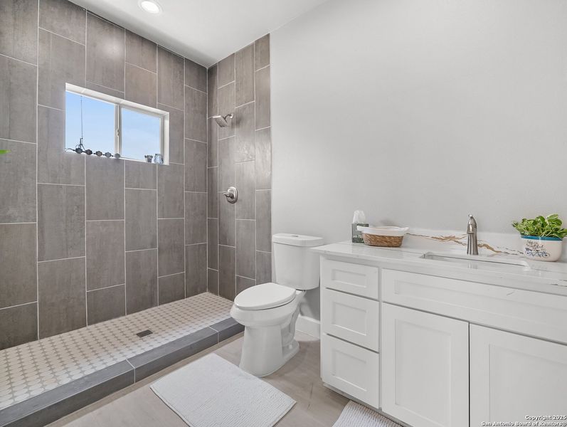 Furnished interior view inside a new home in , Canyon Lake (Image 5). Furnished interior view inside a new home in , Canyon Lake (Image 5).