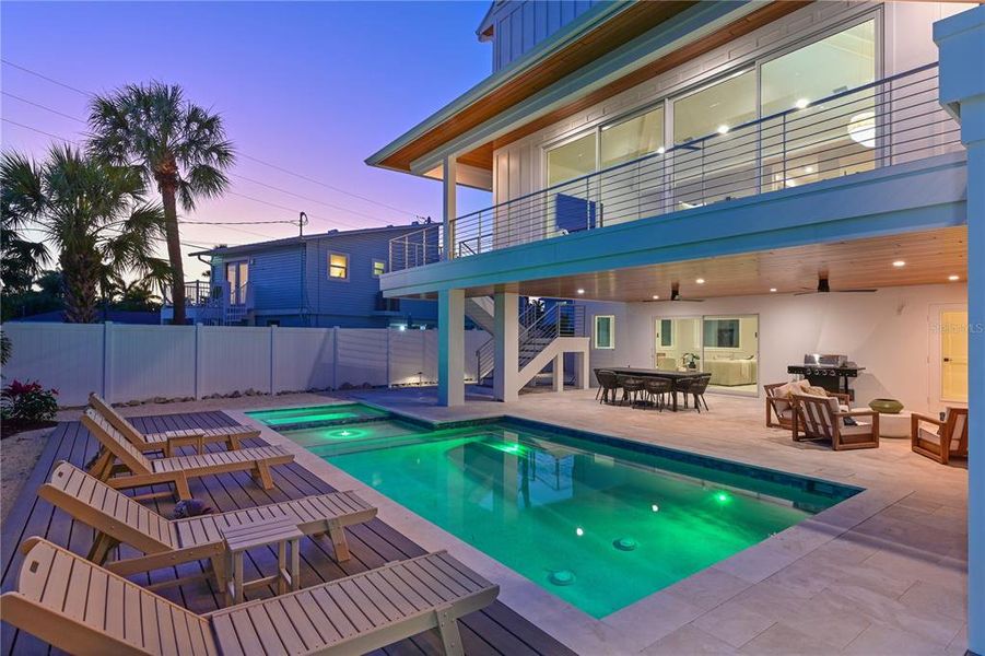 Exterior details and patio area of a home in , Holmes Beach (Image 34).