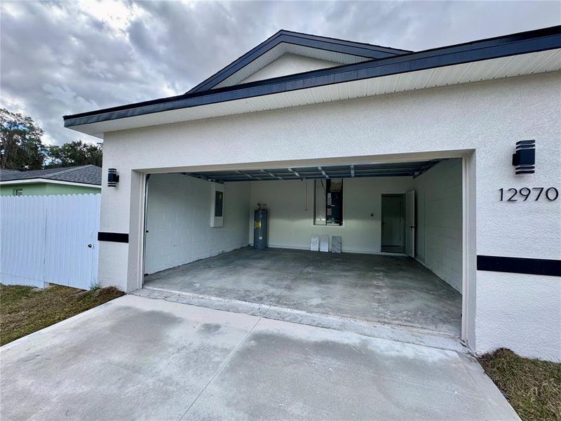 Exterior details and patio area of a home in , Ocala (Image 27).