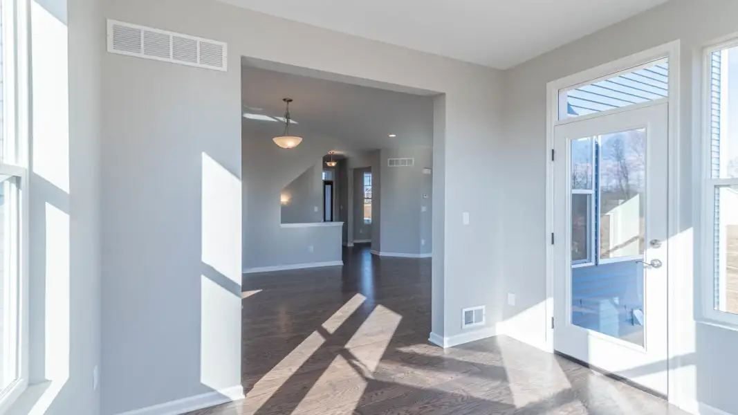 Representative unfurnished interior of a home built from the The Winslow by Norfolk Homes in Offsite Builds Southern Michigan, Ann Arbor (Image 97).