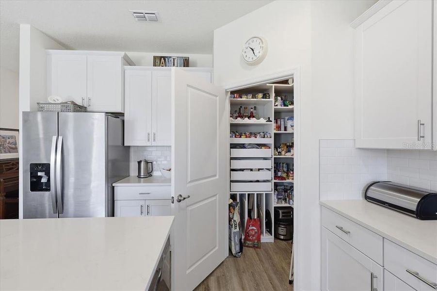 Furnished interior view inside a new home in Archers Mill, Ormond Beach (Image 10).