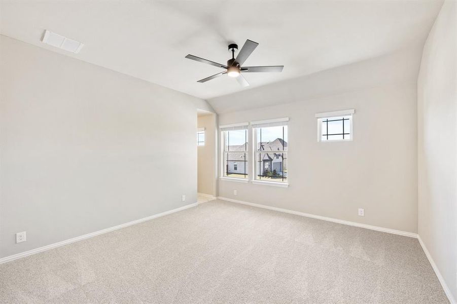 Spacious, unfurnished interior of a new home in Devonshire, Forney (Image 31).