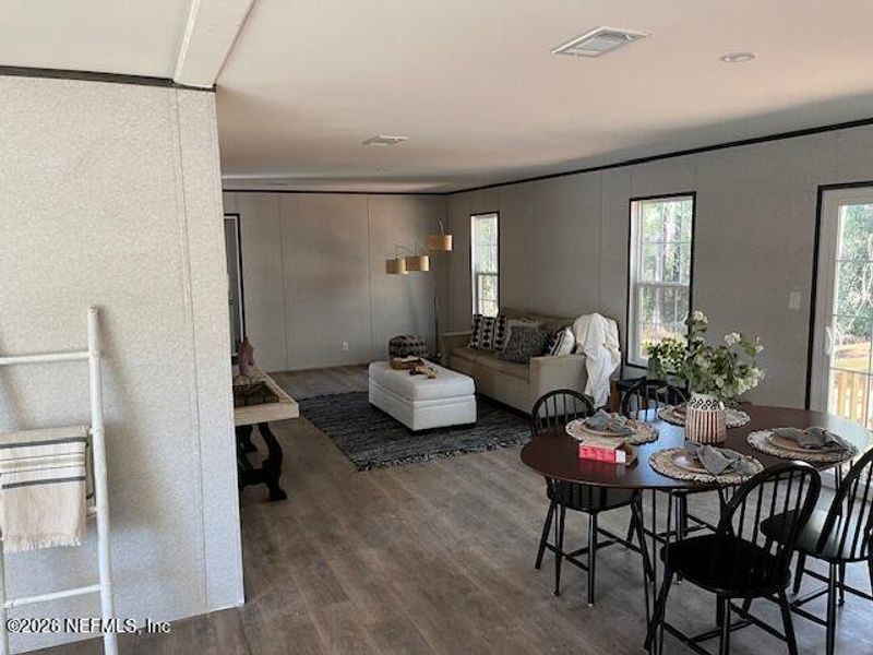 Furnished interior view inside a new home in , Middleburg (Image 7).