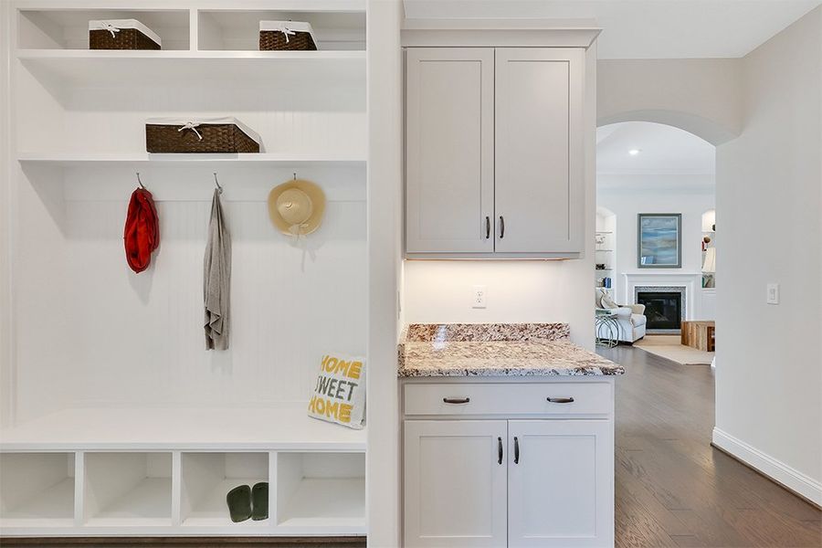 Bar Harbour I, Coat & Cubby / Message Center