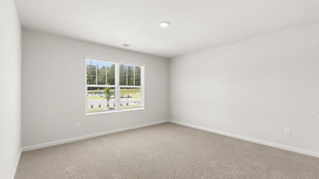 Spacious, unfurnished interior of a new home in Northwoods at Mirror Lake, Villa Rica (Image 32).