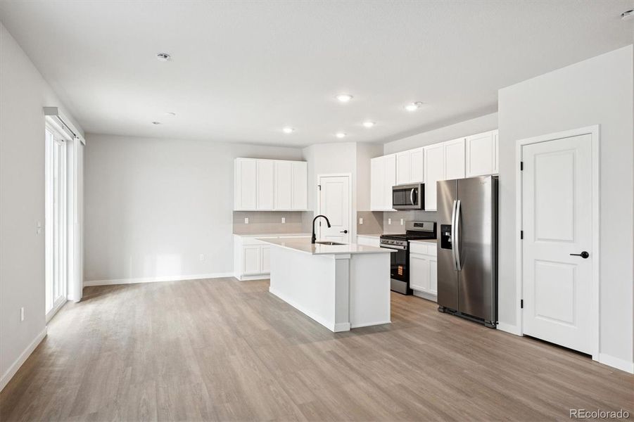 Furnished interior view inside a new home in Coyote Creek, Fort Lupton (Image 9).