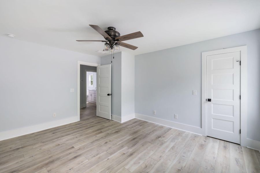 Spacious, unfurnished interior of a new home in , Johns Island (Image 21).