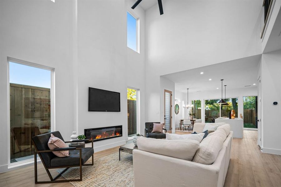 Furnished interior view inside a new home in , Dallas (Image 10).