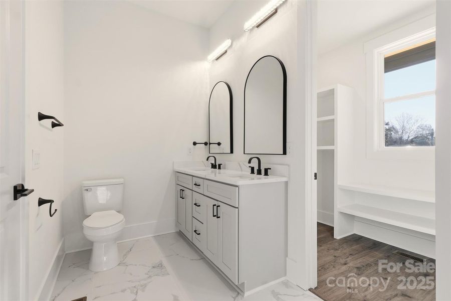 Furnished interior view inside a new home in , Monroe (Image 13).