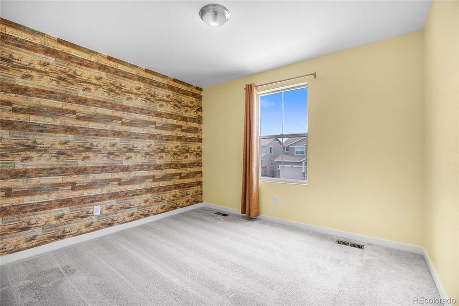 Image 43 of a home in .